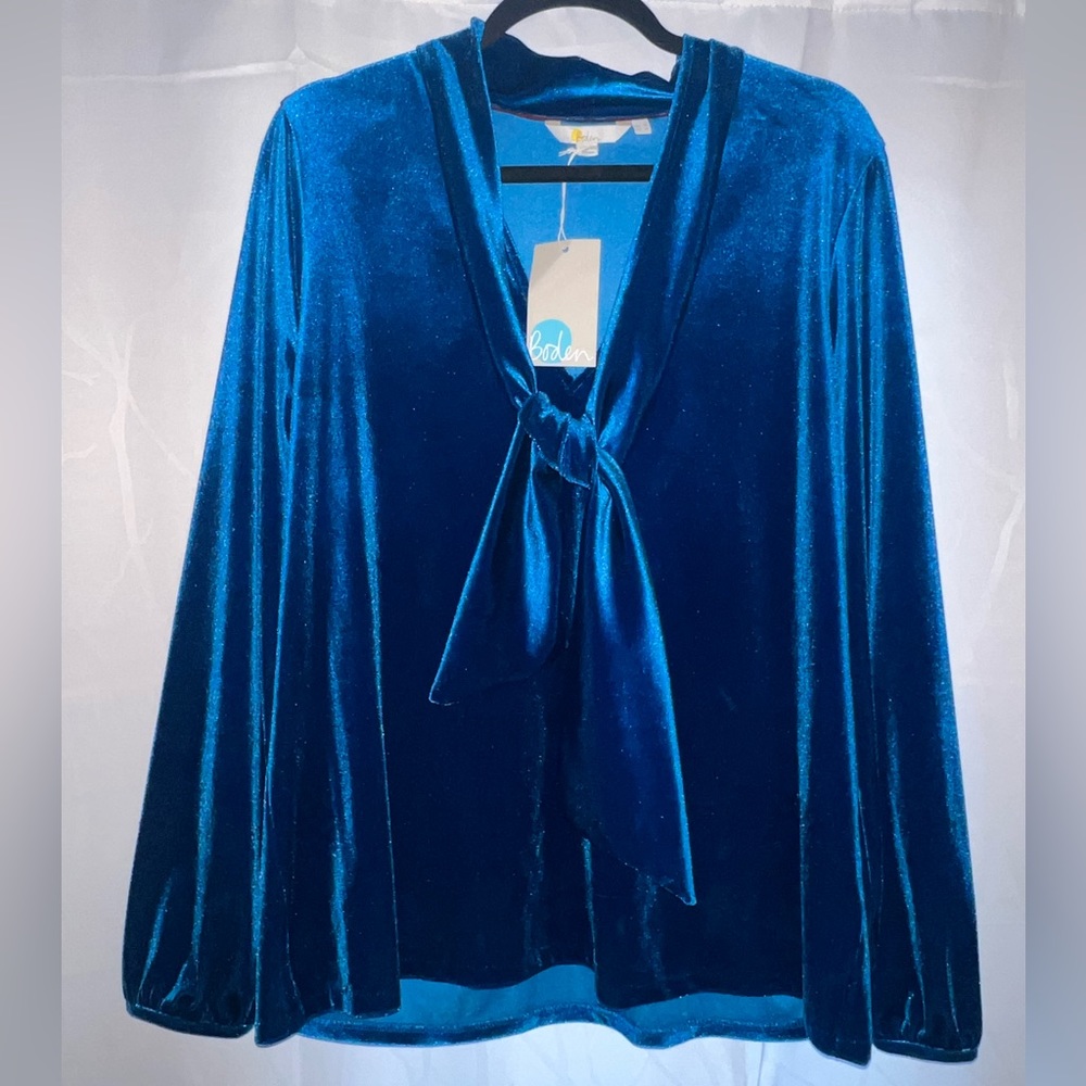 Boden blue velvet long sleeve top